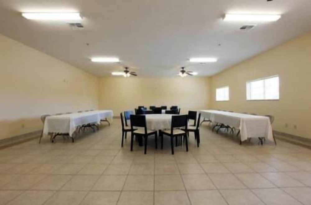Guest Inn San Benito Harlingen - photo 25