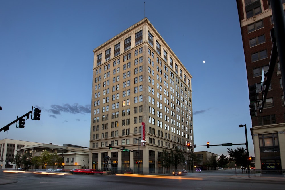 Ambassador Hotel Wichita Autograph Collection - photo 95