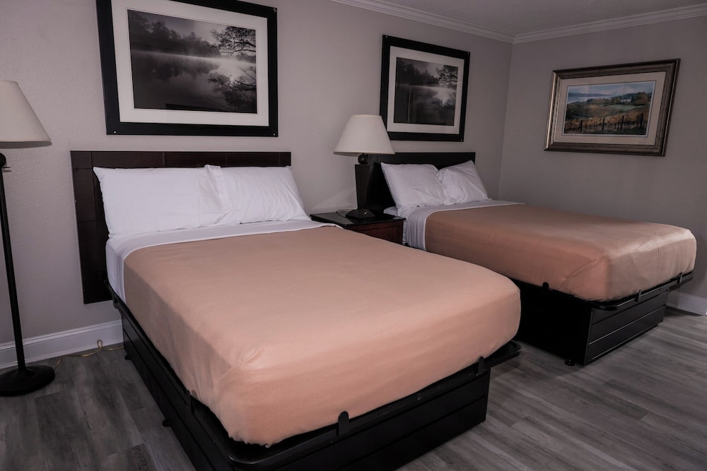 Riverside Inn & Suites by OYO Danville Ceaser Casino - photo 16