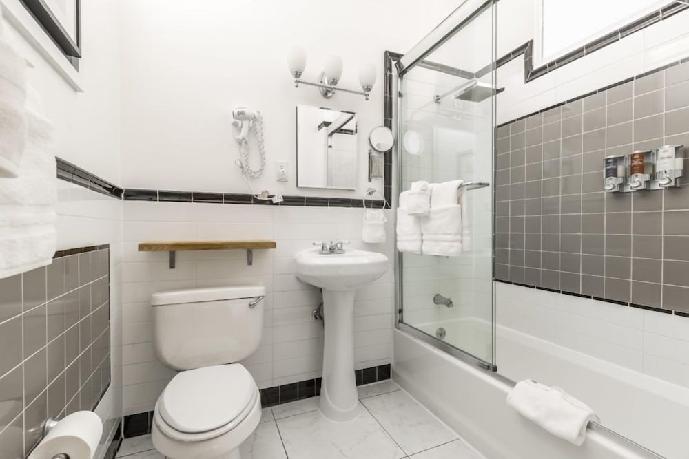 Henry Norman Hotel - photo 49