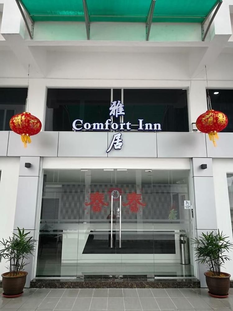 Comfort Inn - carbon neutral hotel in Sibu