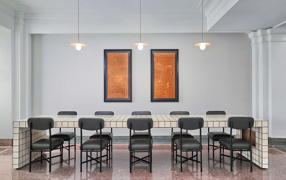 Hyatt Place Chicago Medical University District - photo 8