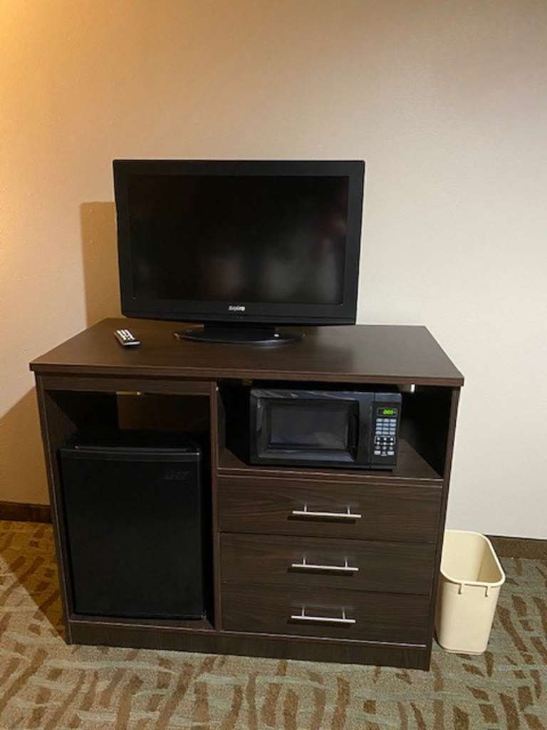 SureStay Hotel by Best Western Alexandria - photo 20