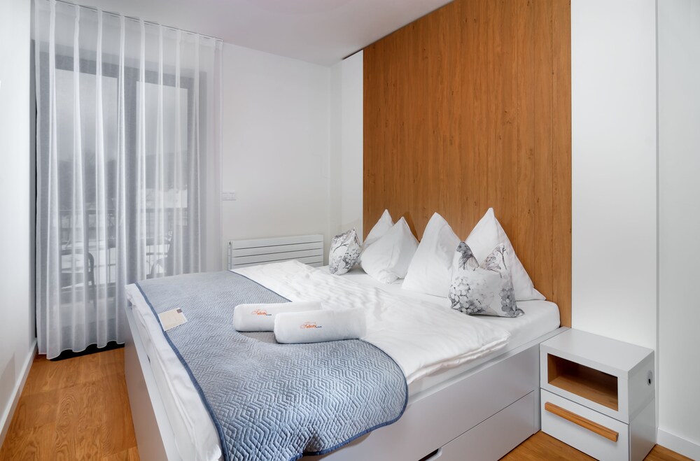 Aparthotel Residence Grand Špindlerův Mlýn — 4-Star Luxury Hotel in Spindleruv Mlyn, Czech Republic
