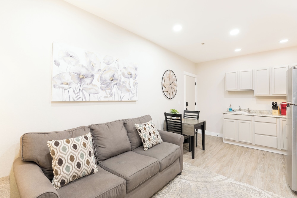Aisling Suites - photo 26