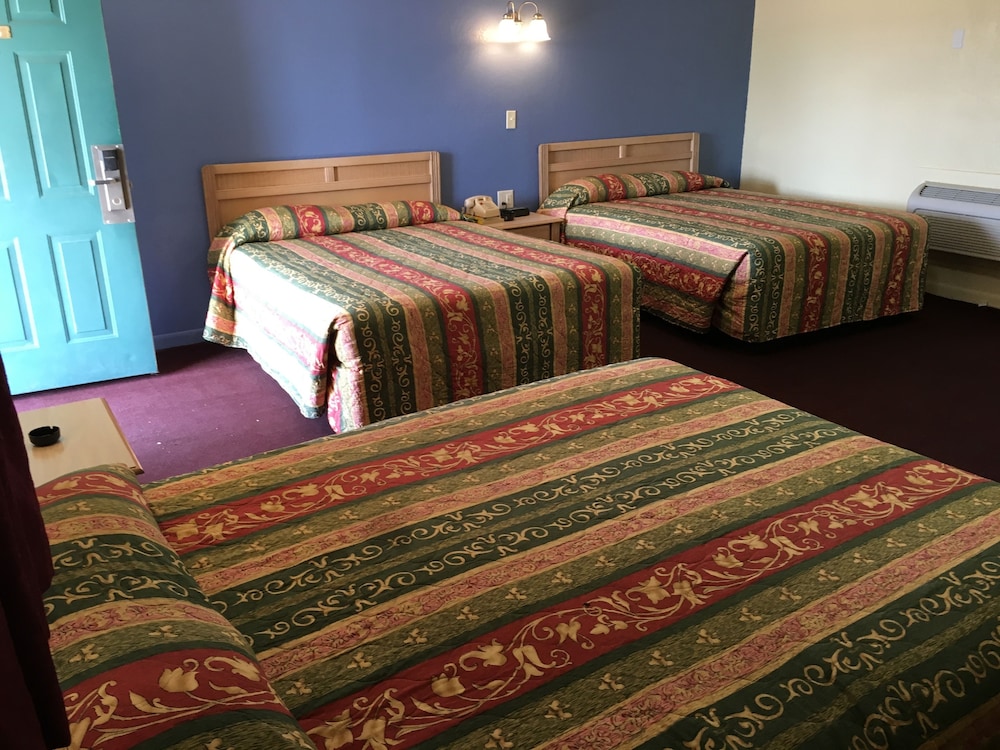 Blarney Inn - photo 14