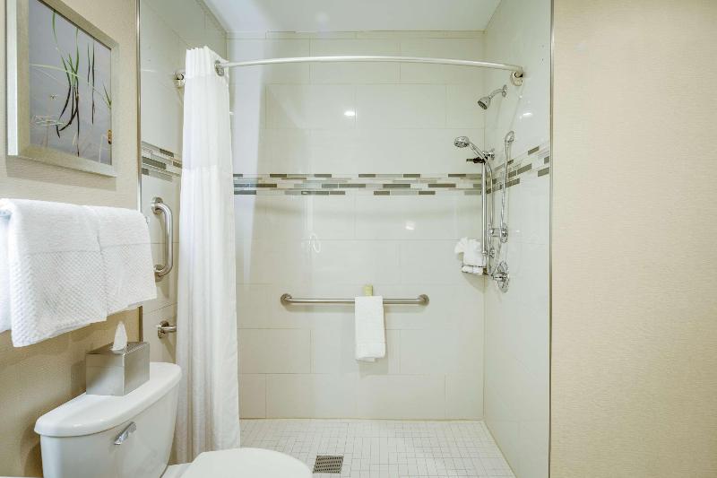 DoubleTree by Hilton Huntington - photo 56