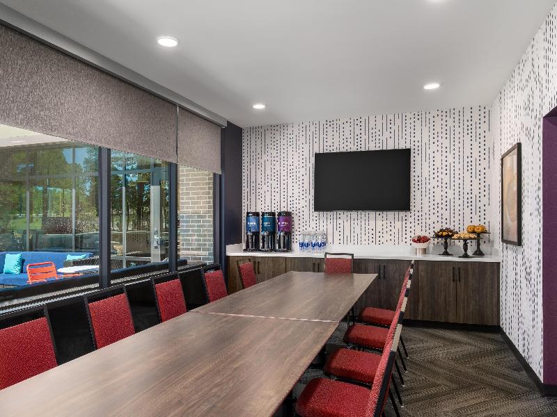 Home2 Suites by Hilton Flagstaff - photo 23