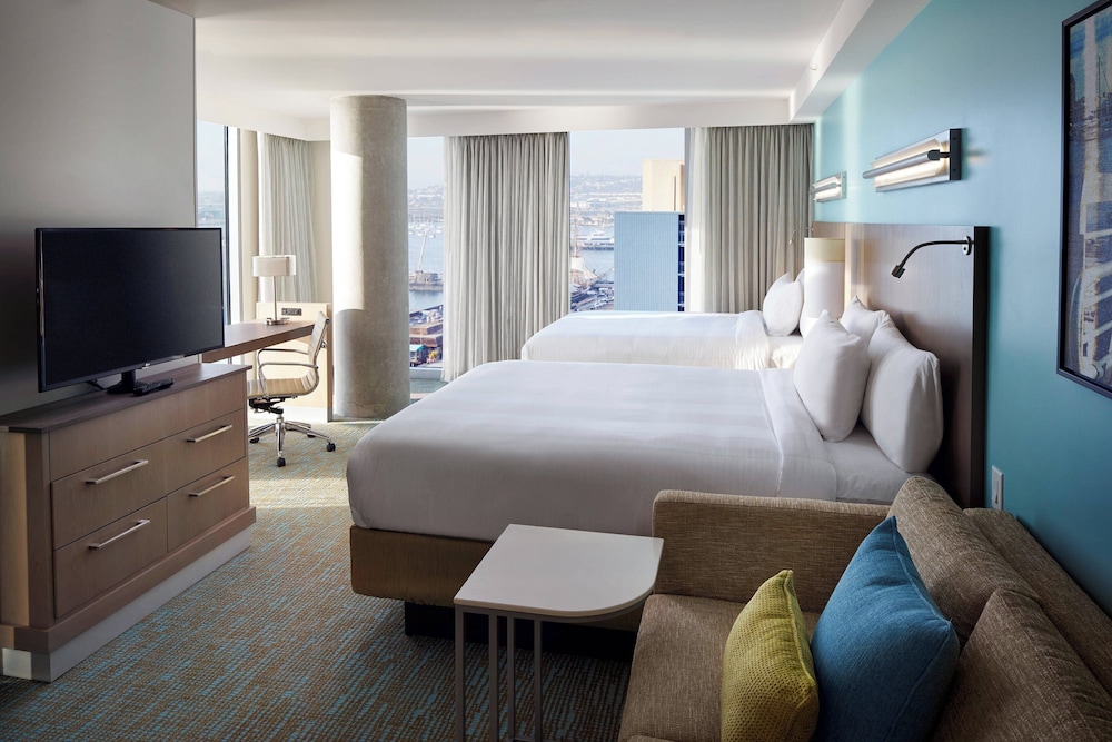 Springhill Suites San Diego Downtown Bayfront - photo 9