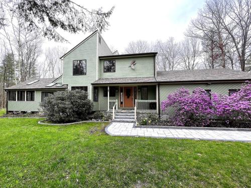 The Woodridge Retreat — Goshen