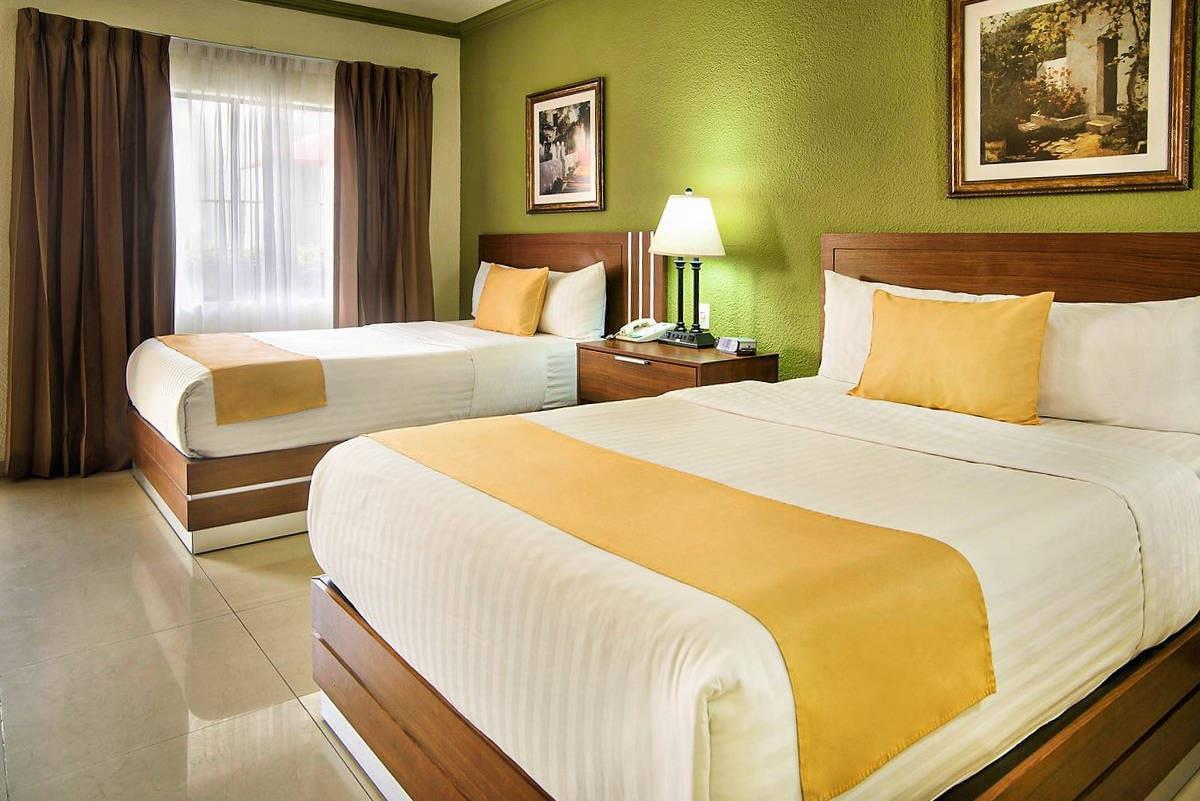 Guest room