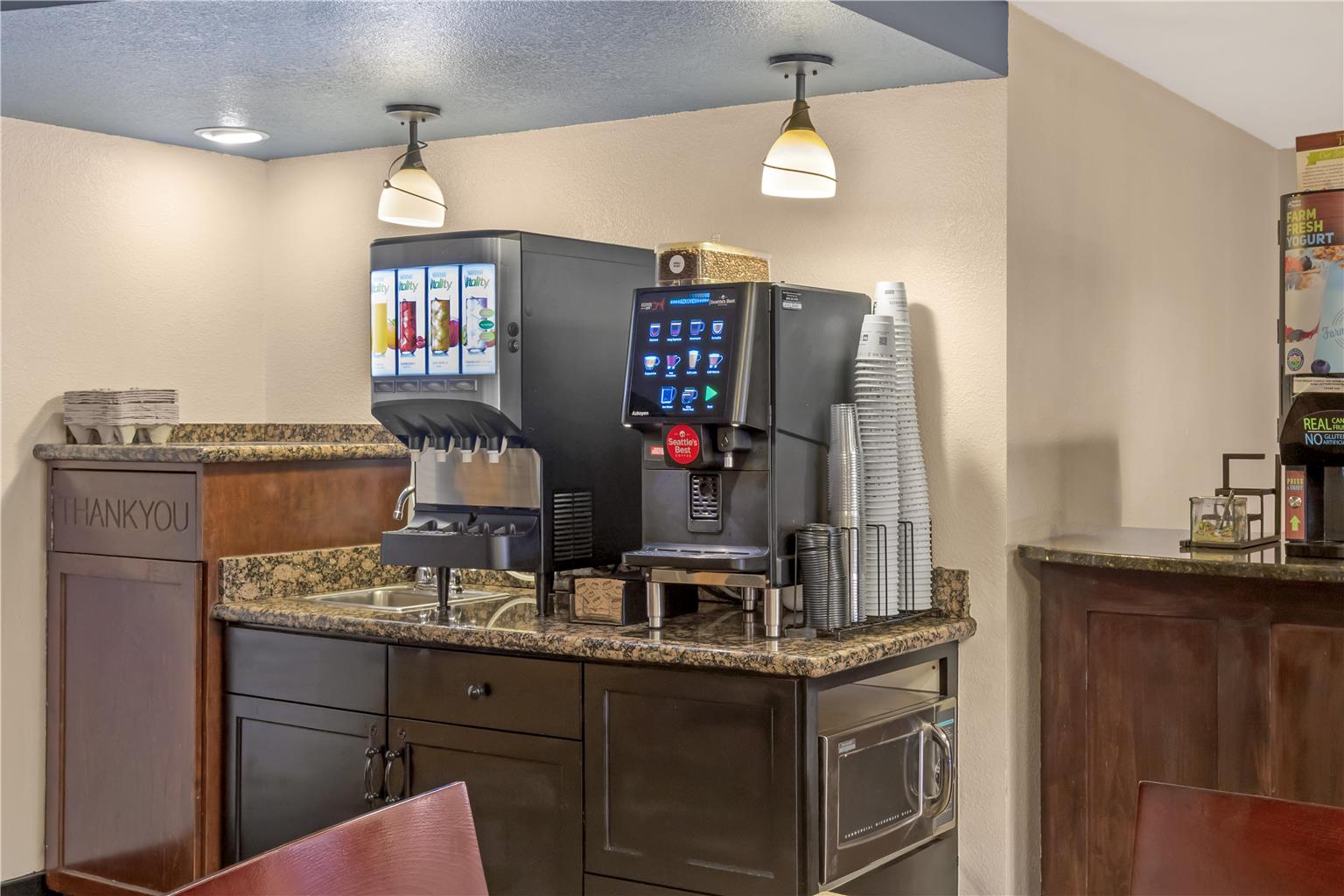 Best Western Plus McCall Lodge & Suites - photo 60