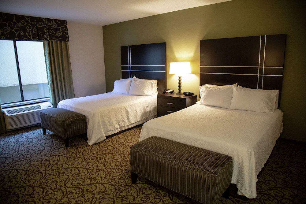 Hampton Inn & Suites Sharon - photo 40