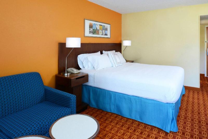Fairfield Inn & Suites by Marriott Winston Salem Hanes Mall - photo 38