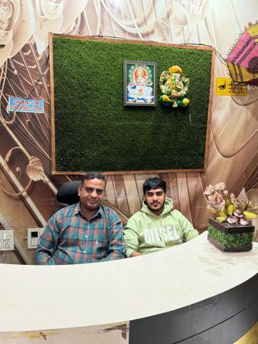 Hotel J&B in Unknown City, India