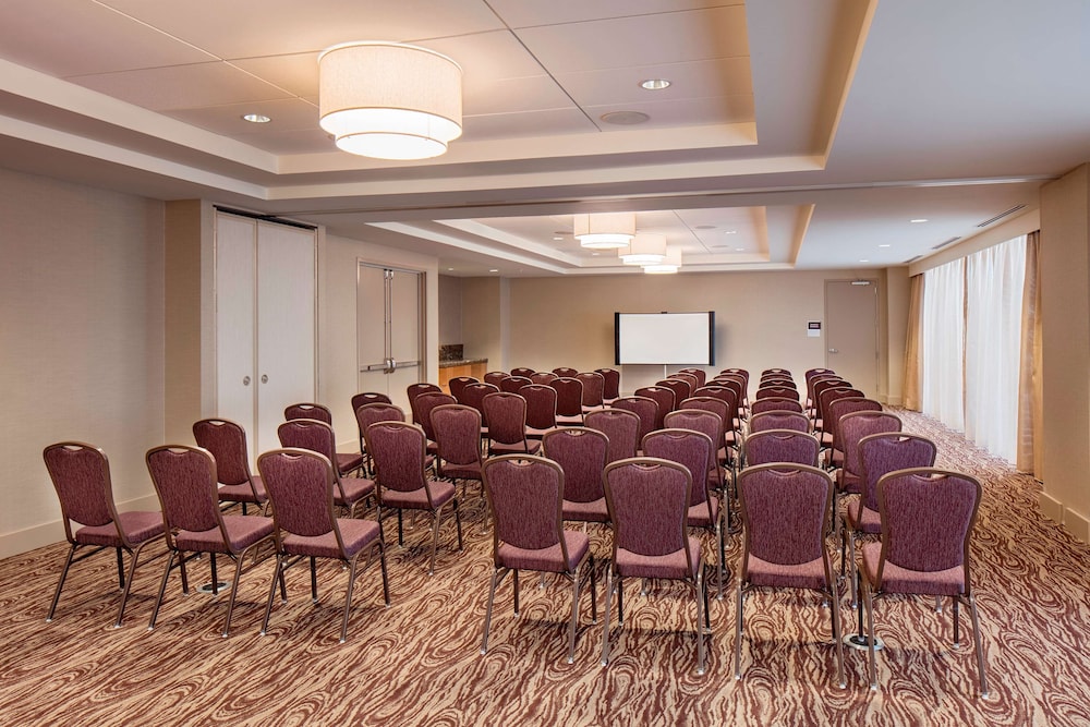 Hilton Garden Inn Downtown Dallas - photo 74