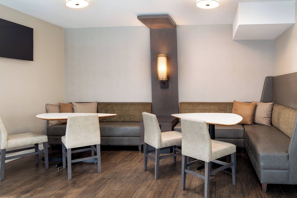 Residence Inn by Marriott Anaheim Placentia Fullerton - photo 30