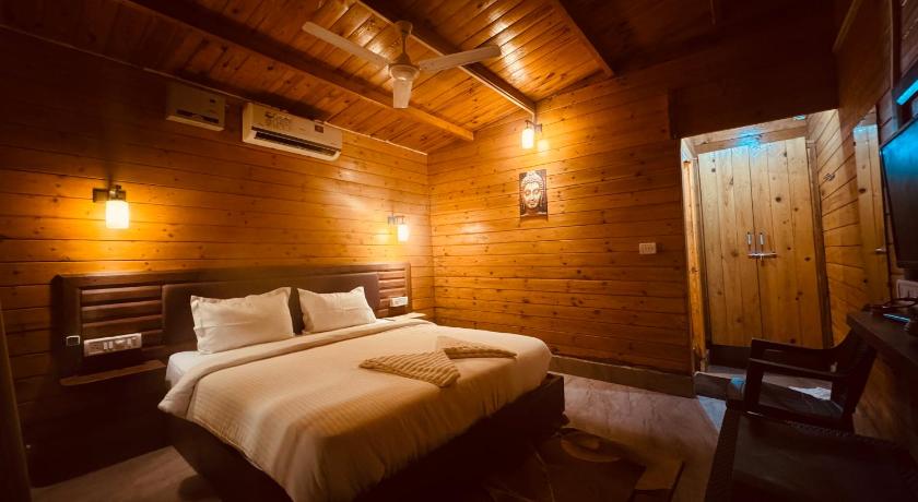 Arambol Lake Resort in Arambol, India