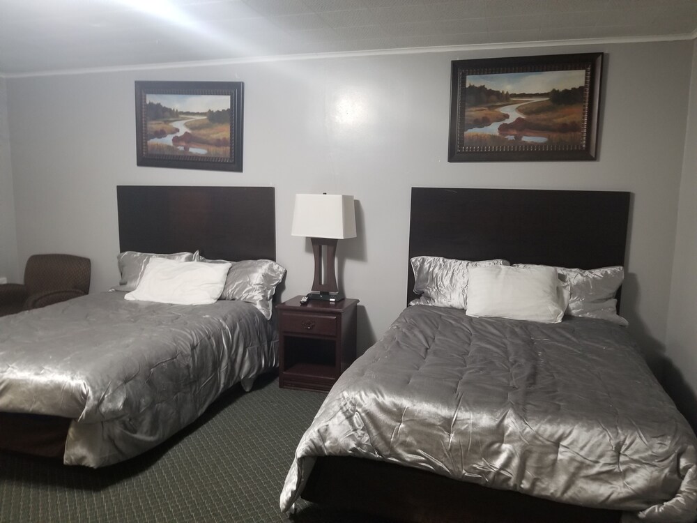 Fiesta City Motel - photo 25