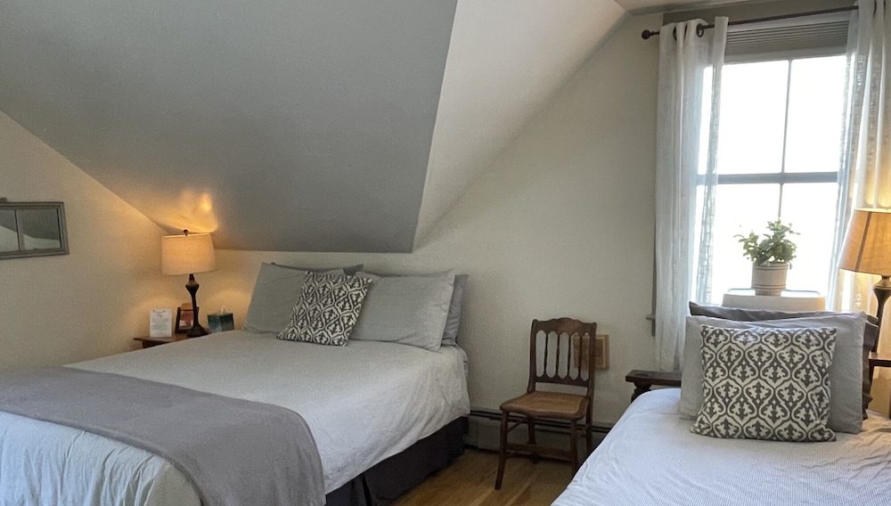 Lareau Farm Inn - photo 17