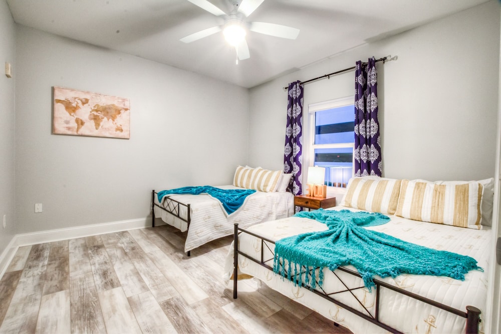Laketown Wharf Resort by Aneliya's Rentals - photo 59