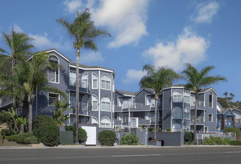 Beachfront Inn and Suites at Dana Point - photo 28