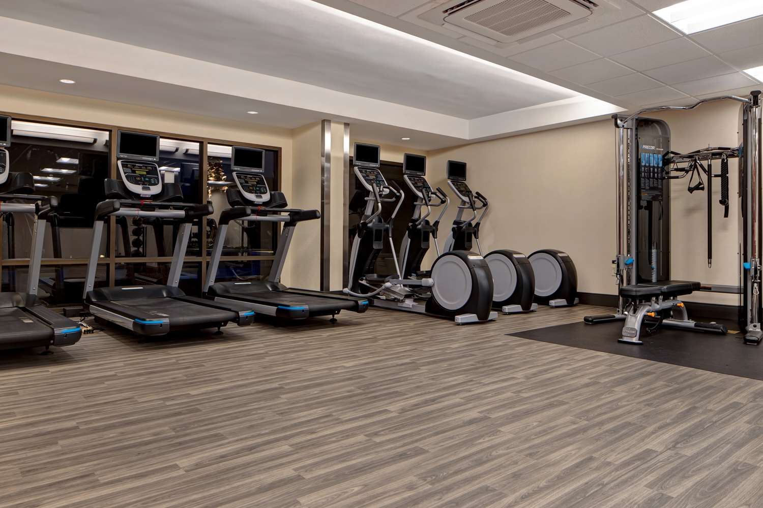 Hampton Inn & Suites San Antonio Riverwalk - photo 21