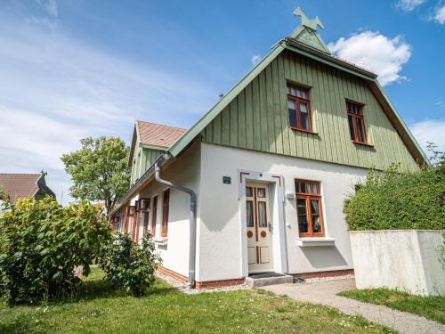 Ferienhaussiedlung Strandperlen Buchenhof 1d — Wustrow