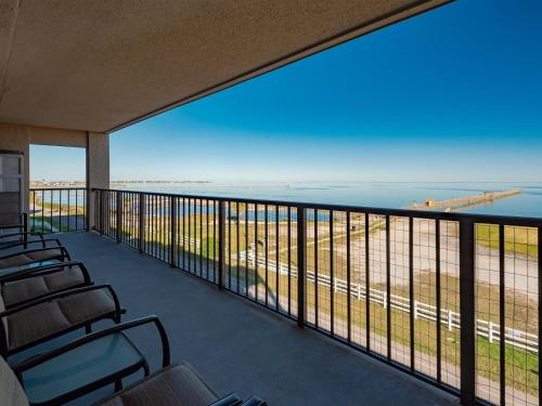 Laguna Reef #413 Waters Edge — 4-Star Luxury Hotel in Rockport, United States