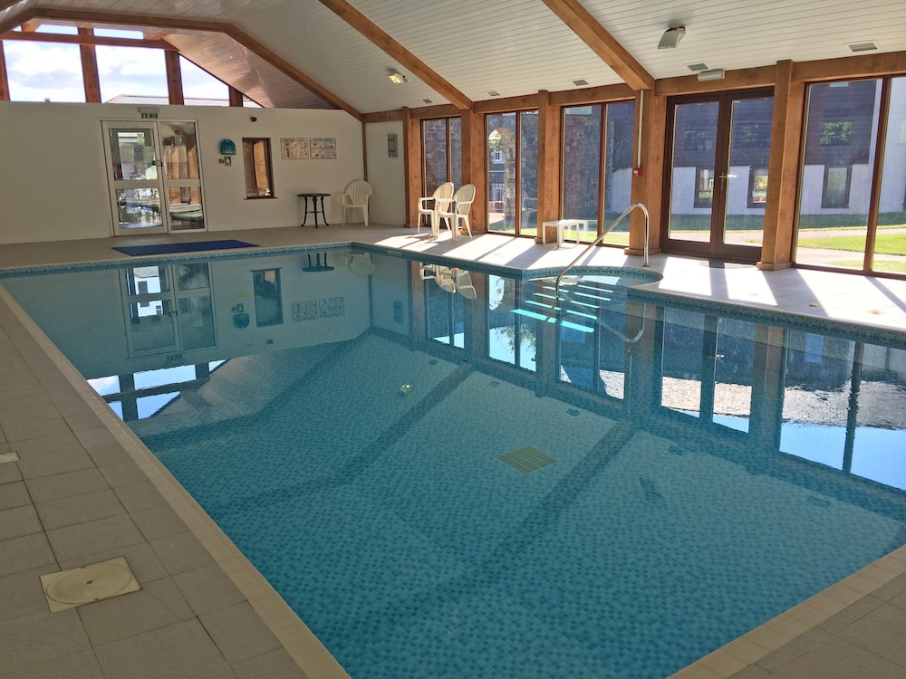 Green Acres Cottages - carbon neutral hotel in Par