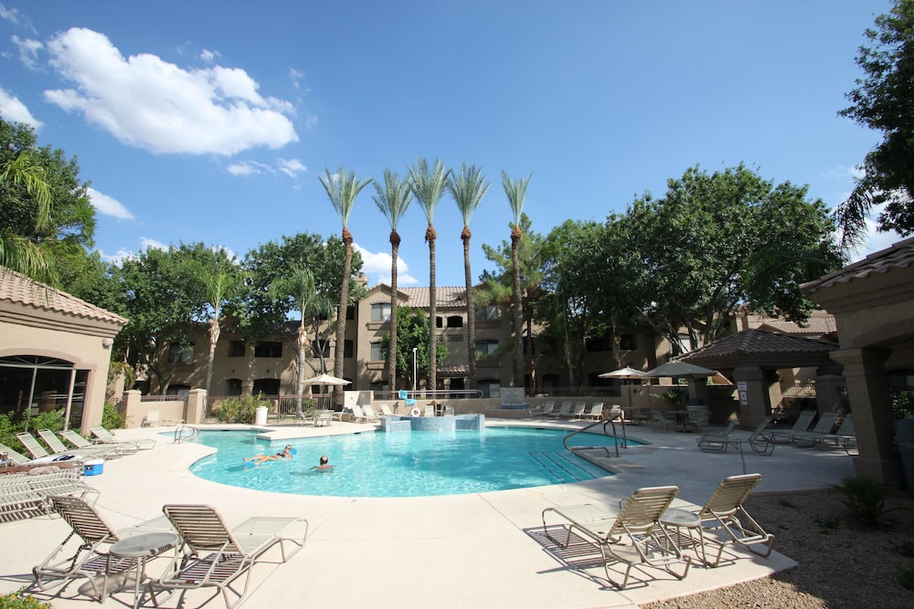 Signature Ii 2 Bedroom Condo — 4-Star Luxury Hotel in Scottsdale, United States