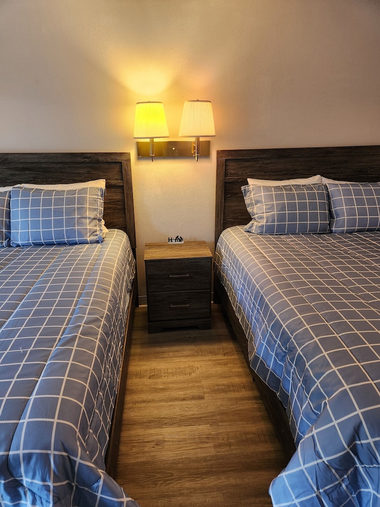 Condotel Unit at Indian Point - photo 8