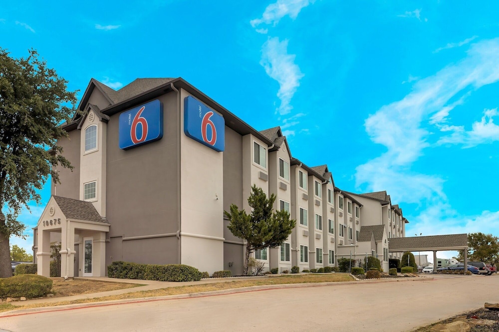 Motel 6 Fort Worth TX Burleson in Fort Worth, United States