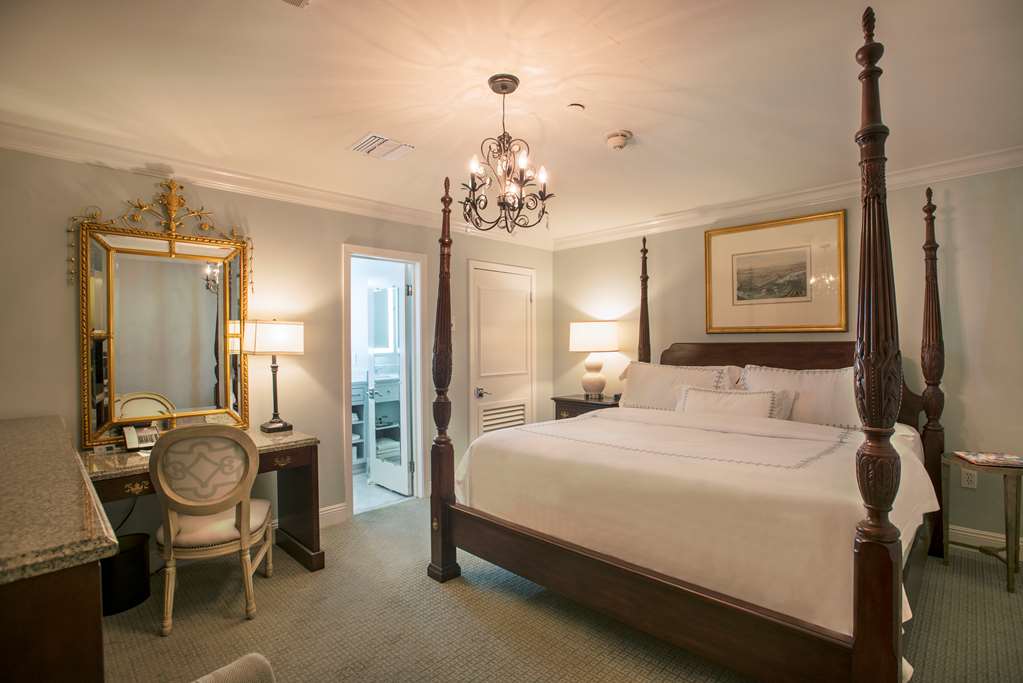 Bienville House Hotel - photo 24