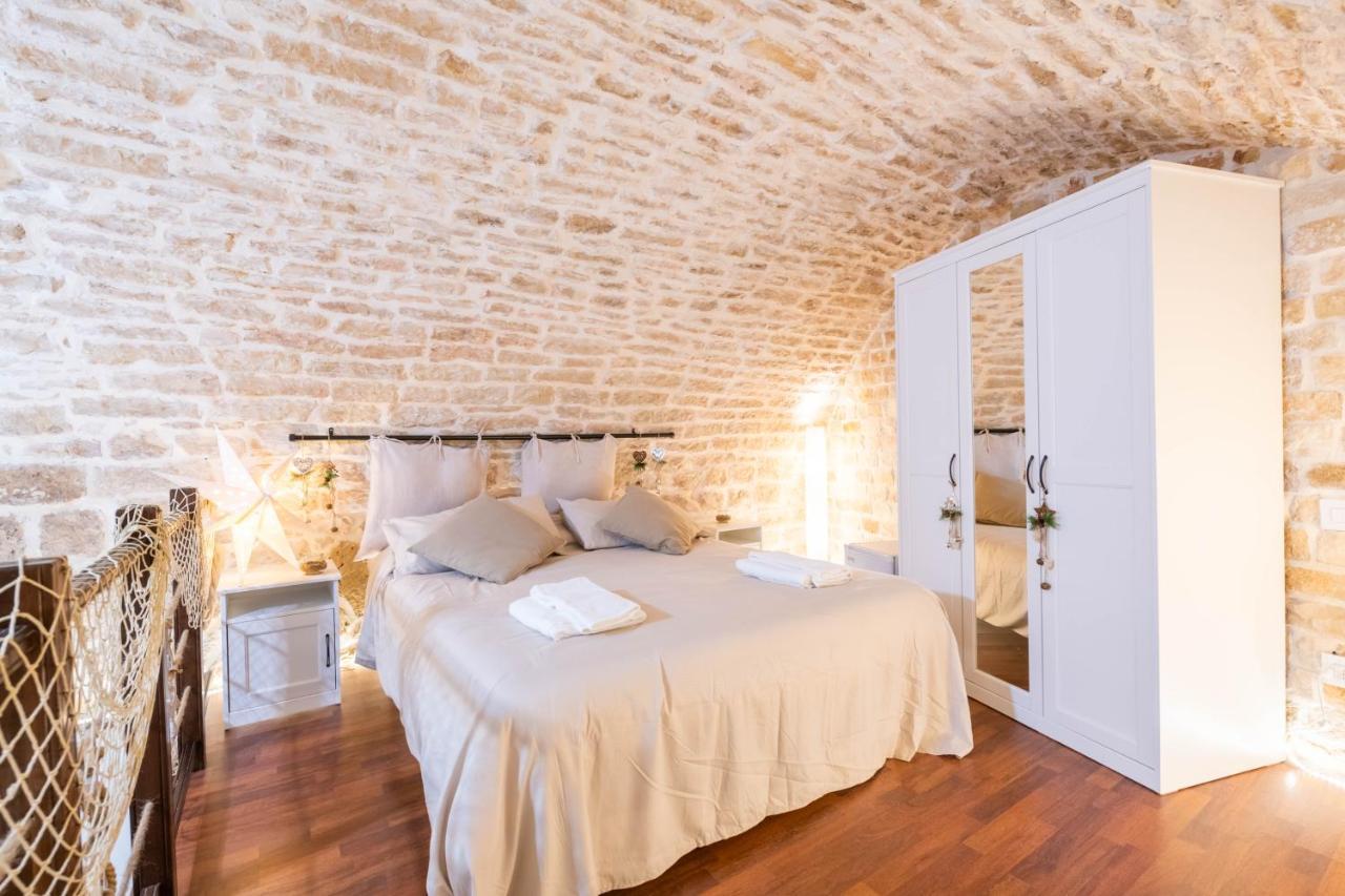 Sea Front Historic House in the Heart of Old Town Inside Torrione Aragonese — 4-Star Luxury Hotel in Giovinazzo, Italy