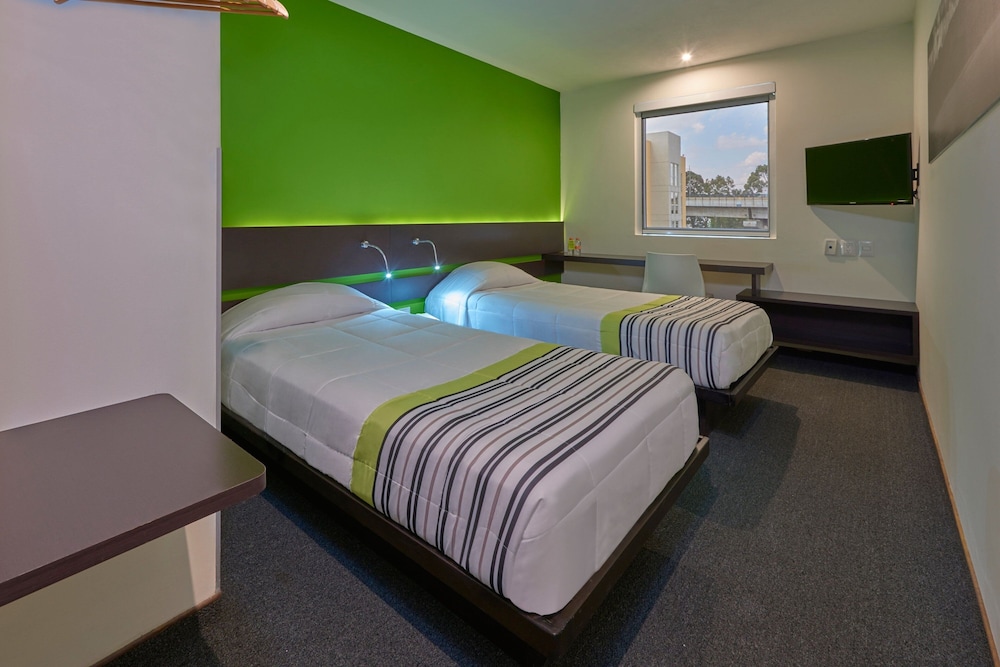 City Express Junior By Marriott Puebla Finsa — Cuautlancingo