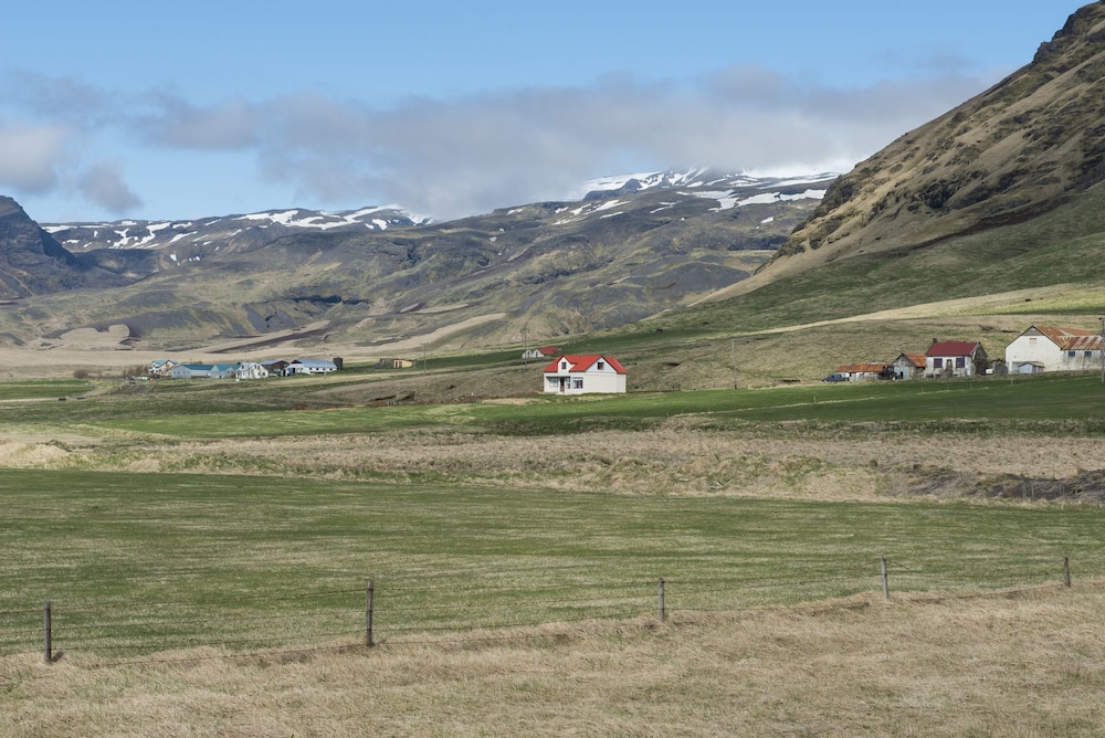 Raudafell 1 - last minute hotel in Unknown City