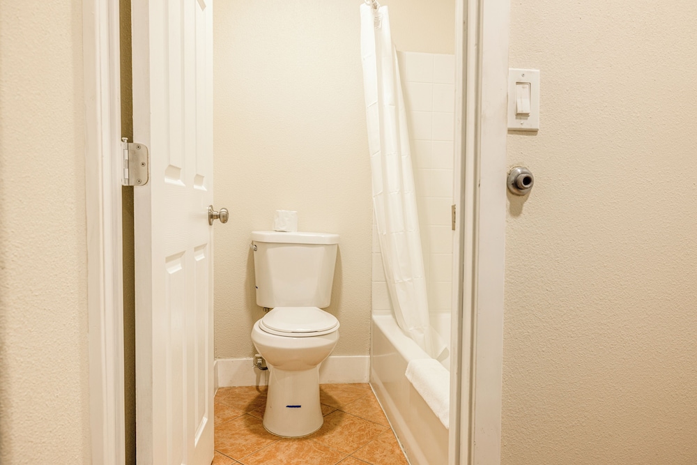 Quality Inn Victorville I 15 - photo 24