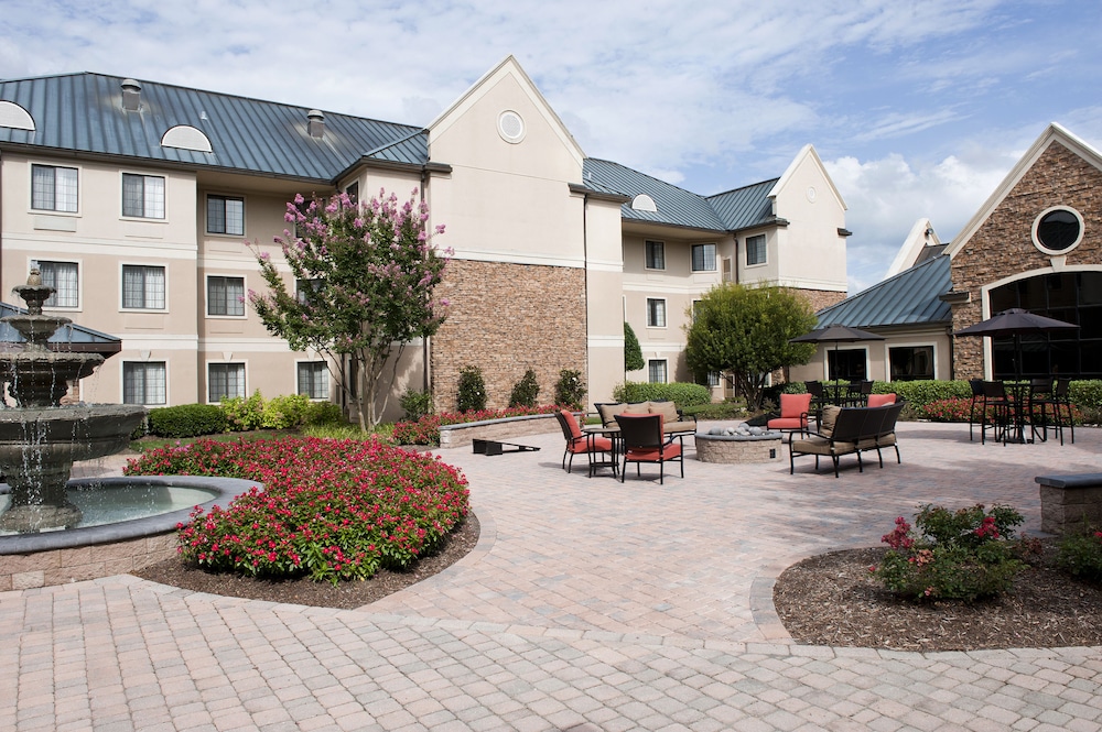 Staybridge Suites Charlotte Ballantyne by IHG - photo 39