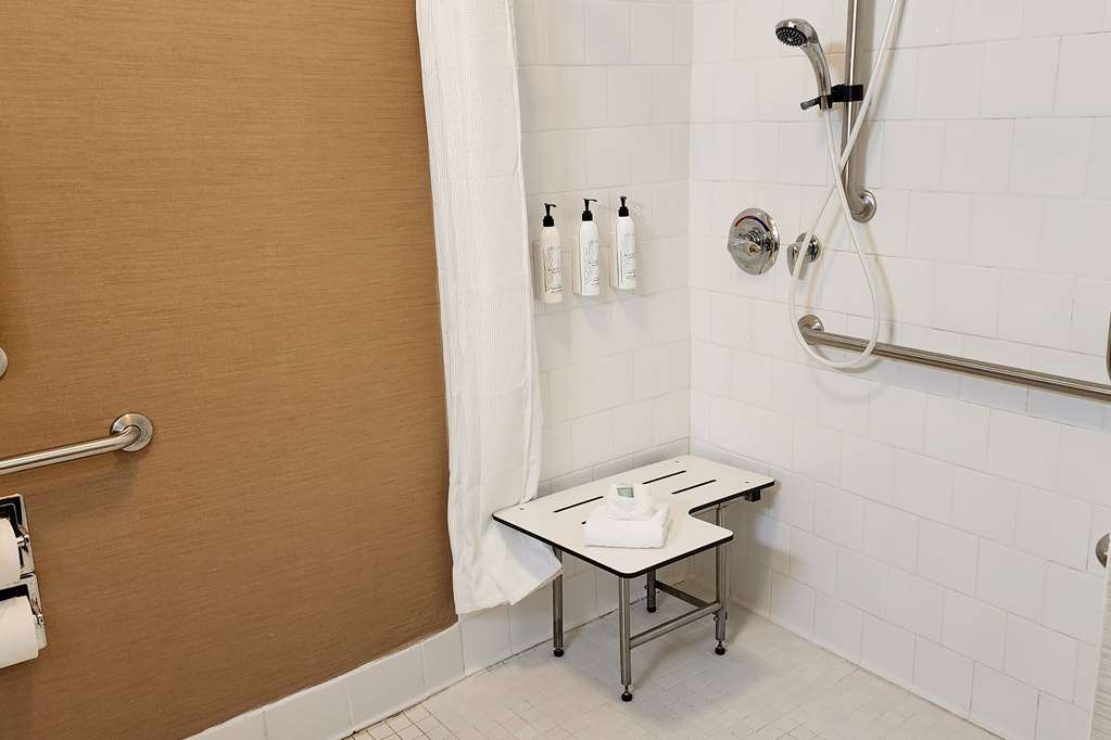 AmericInn by Wyndham St. Cloud MN Shopping Area - photo 15