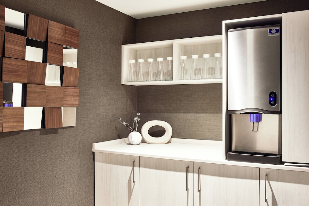 Ac Hotel By Marriott Missoula Downtown - photo 3