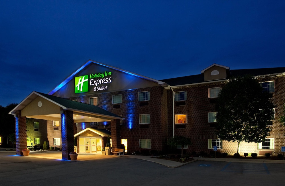 Holiday Inn Express & Suites Center Township by IHG - photo 37