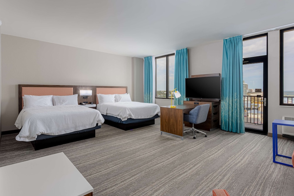 Hampton Inn & Suites Orange Beach Gulf Front - photo 12