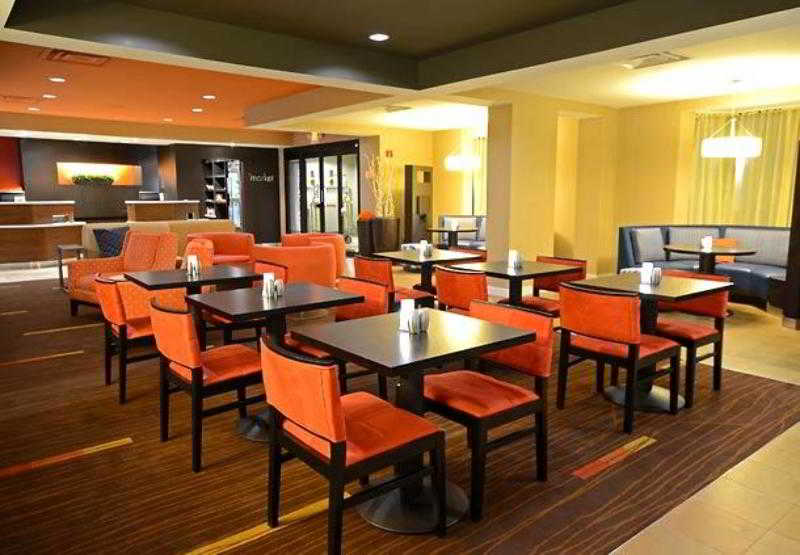Courtyard by Marriott Newport News Yorktown - photo 10
