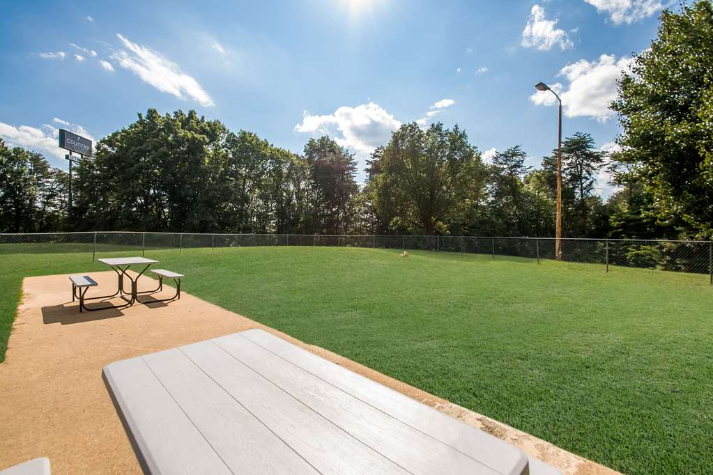 Country Inn & Suites by Radisson Fredericksburg South VA - photo 43