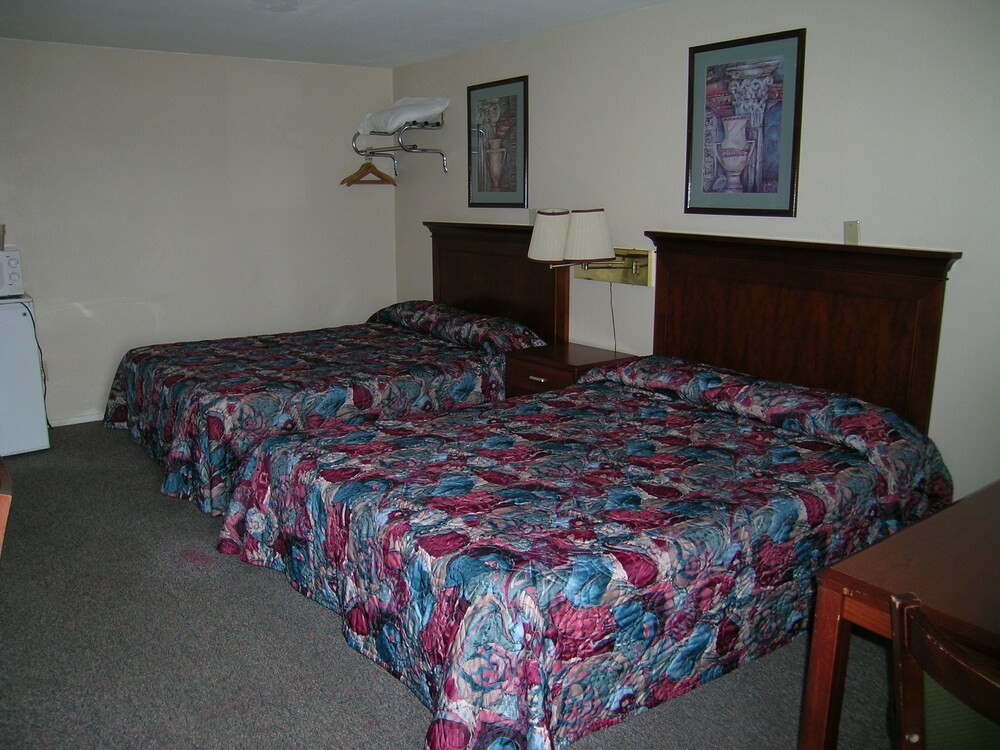 Travel Inn of La Junta - photo 14