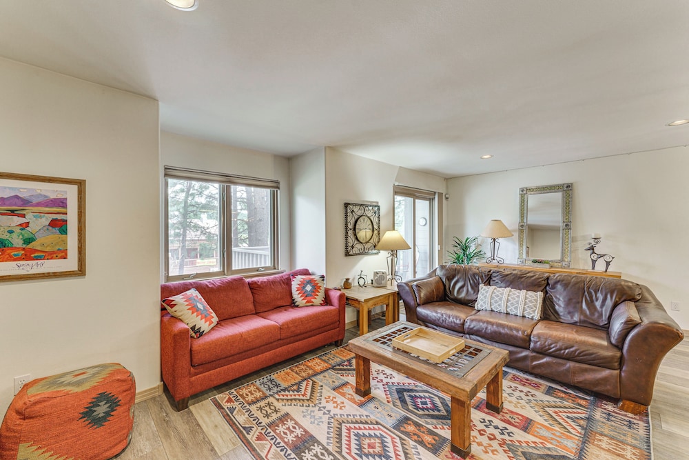 Half Mi to Angel Fire Resort: Townhome w Grill - photo 3