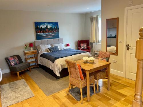 Neema — 4-Star Luxury Hotel in Barnstaple, United Kingdom
