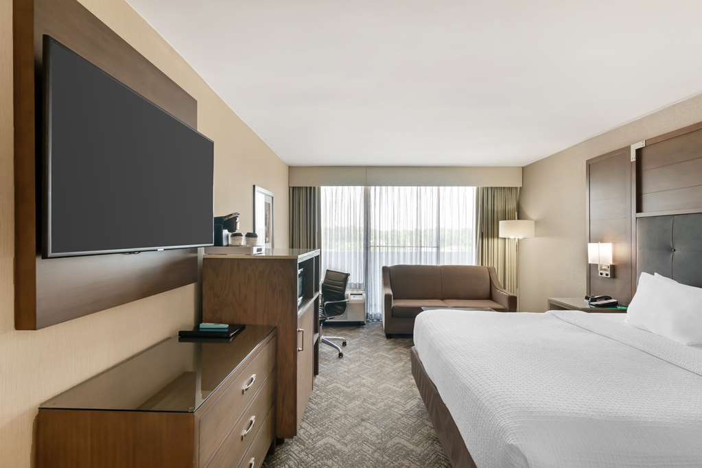 Best Western Plus Kansas City Sports Complex Hotel - photo 15