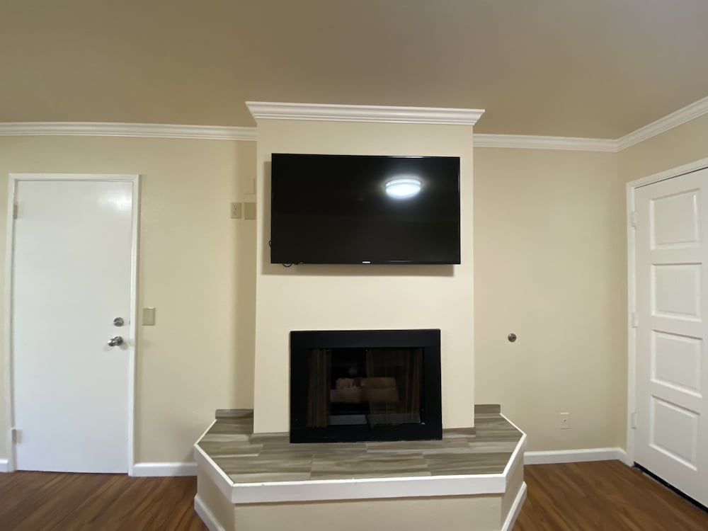 Beachwalker Inn and Suites - photo 24